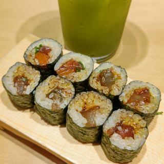 海鮮ばくだん巻き(めのじ)