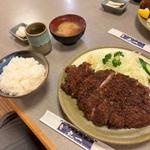 上ロースとんかつ定食(味のとんかつ 丸一 （まるいち）)