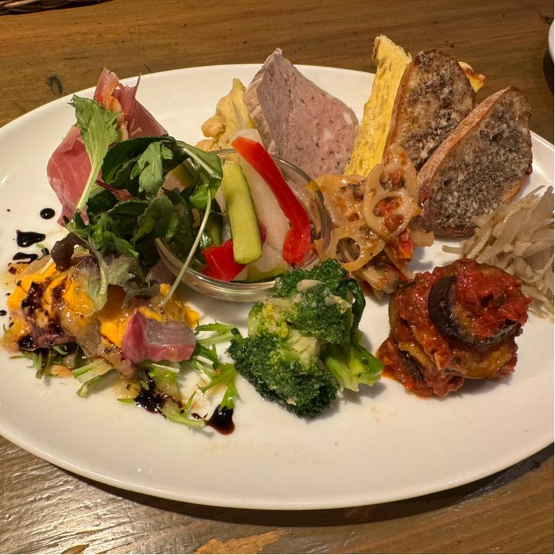 前菜盛り合わせ5種(オステリア クティオット)