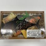 魚屋の海苔弁当（鮭・鯖）