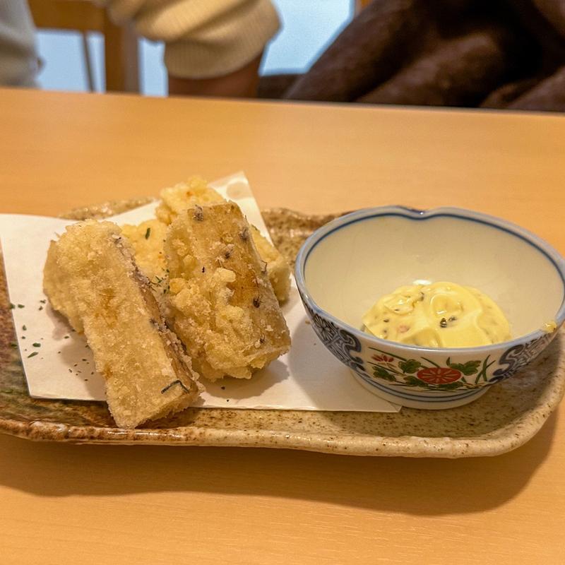 山芋竜田揚げタルタル添え(全席和モダン個室 炭火焼きと創作酒肴 粋 名駅店)