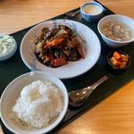 茄子の黒須炒め定食