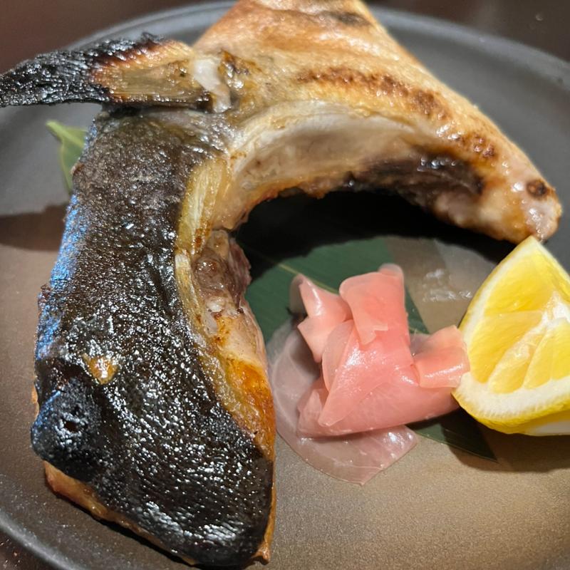 鰤かまの塩焼き(渋谷　よいちゃべ)