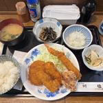 フライ盛り合わせ定食(川佳)