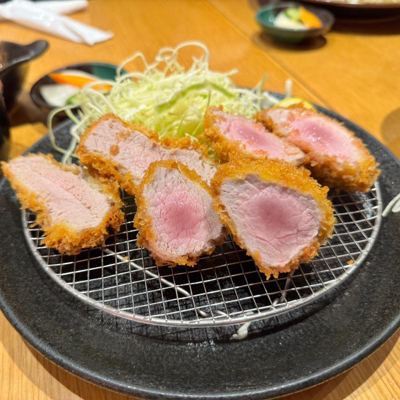 ヒレかつ定食(さくたろう)