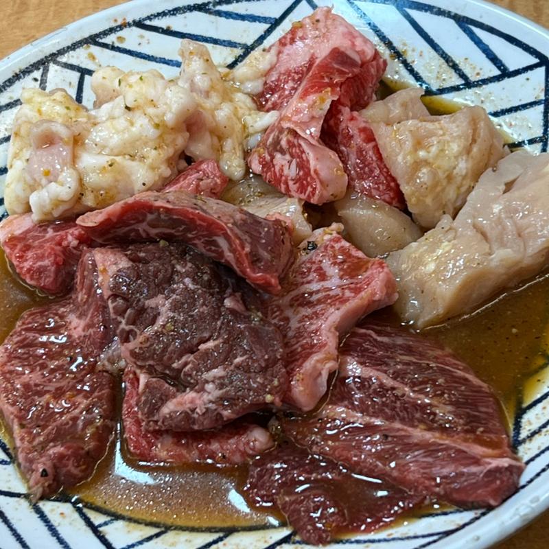 お肉6点盛り合わせ(楽洛亭 本店)