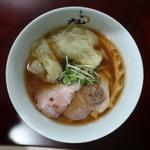 醤油らぁ麺(追加トッピング:ワンタン)
