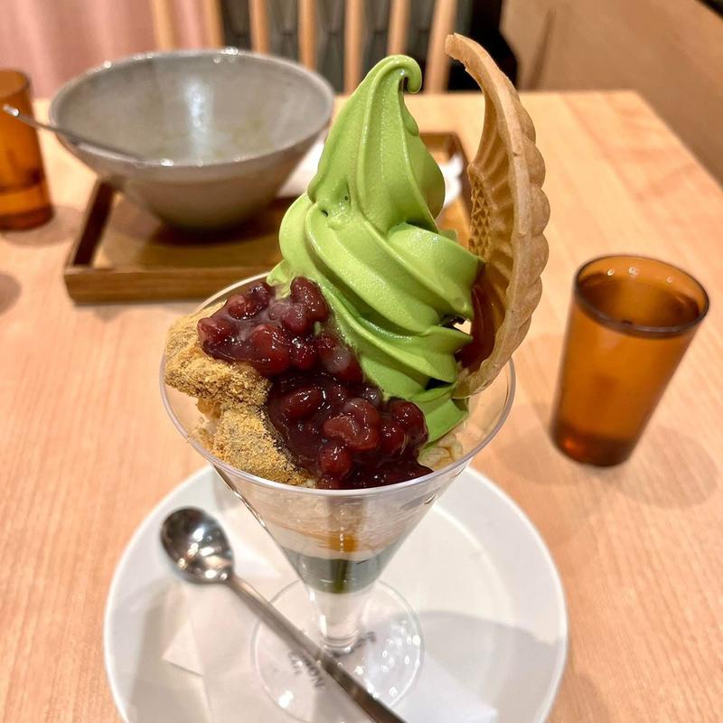 抹茶パフェ(伊右衛門カフェ 品川店)