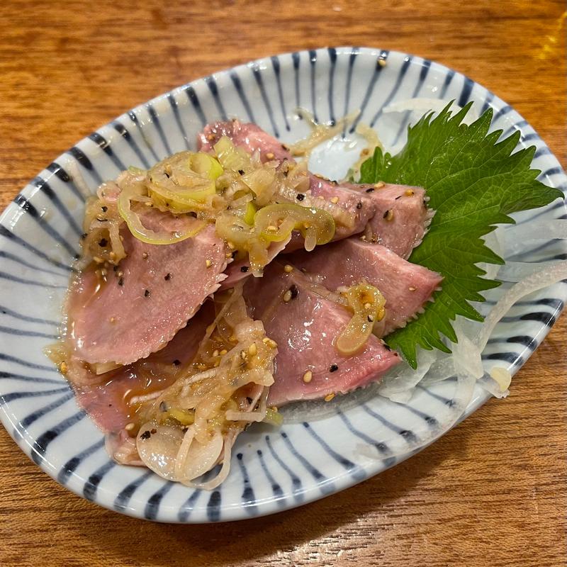 タン刺(もつ焼　よし田)