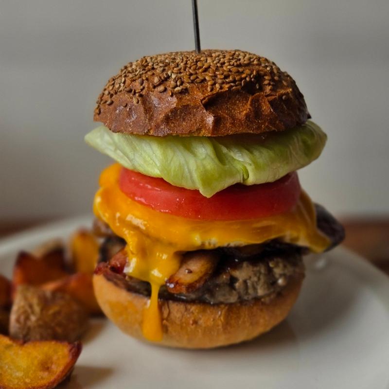 ベーコンエッグチーズバーガー(DAKOTA ・RUSTIC TABLE・)