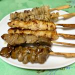 炭火焼鳥盛合せ(レバー、ぼんじり、皮)