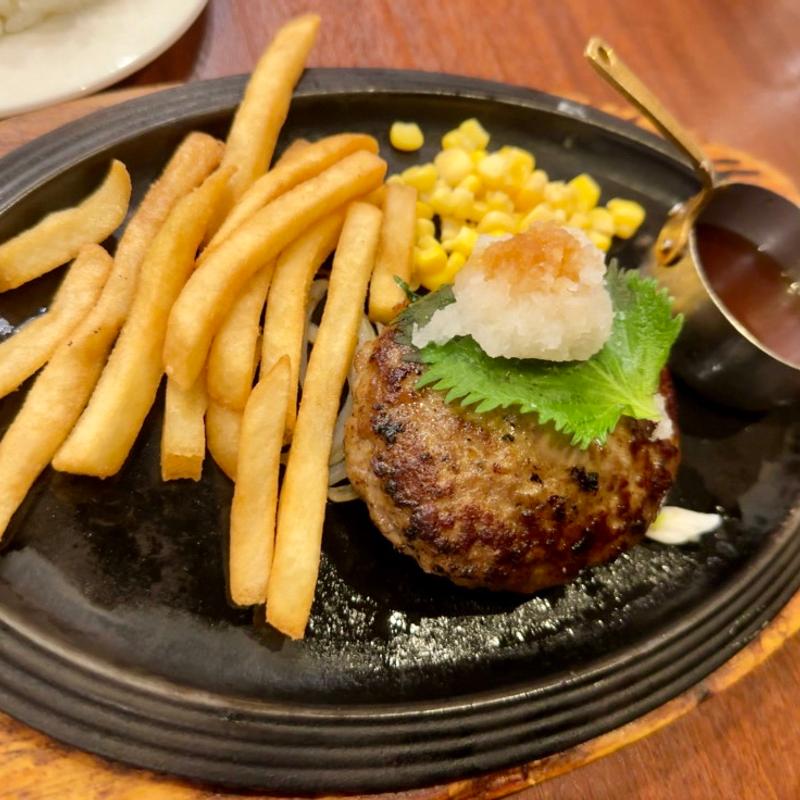あつあつ鉄板 和風ハンバーグ〜おろし醤油ソース〜(ロイヤルホスト曳舟店)