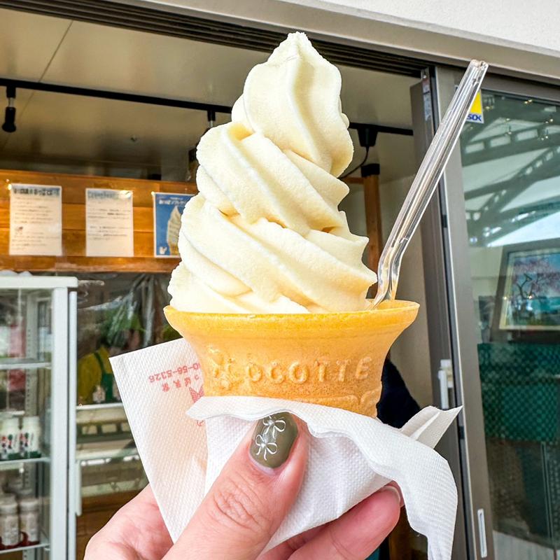 おっぱソフトクリーム(おっぱアイス)