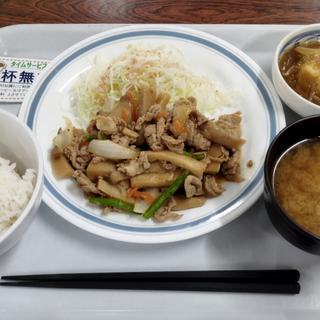 A定食(豚肉とエリンギのガーリックバター炒め)(葛飾区役所　食堂 )