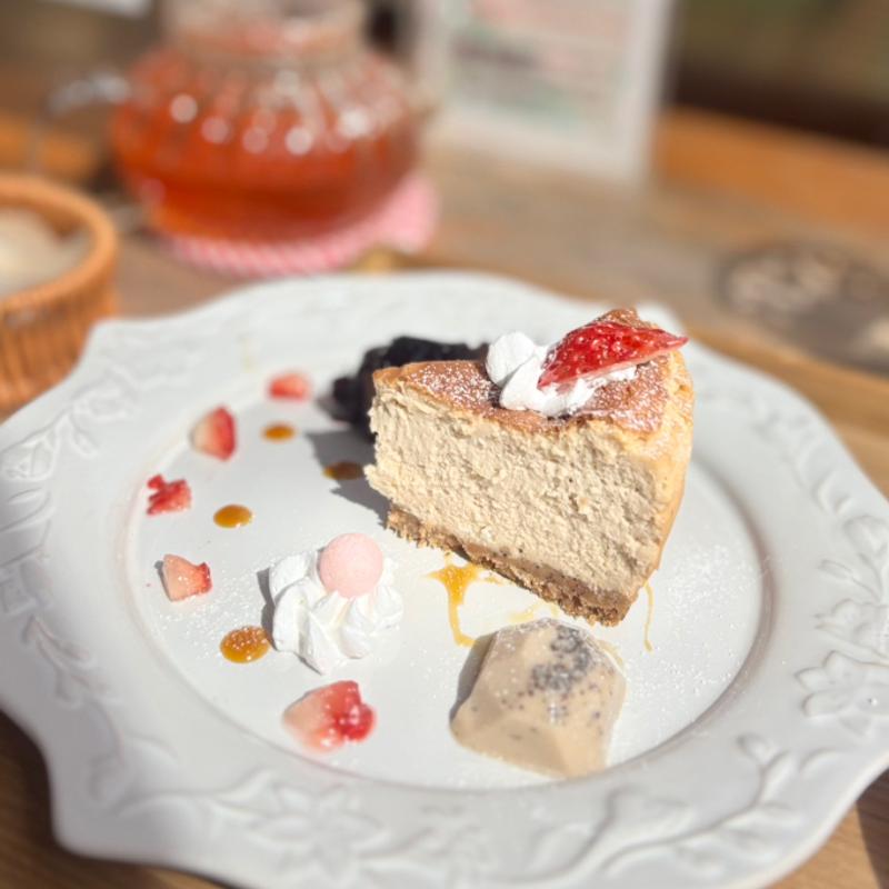 紅茶のチーズケーキ(TEA HOUSE UxU(ティーハウス ユーバイユー))