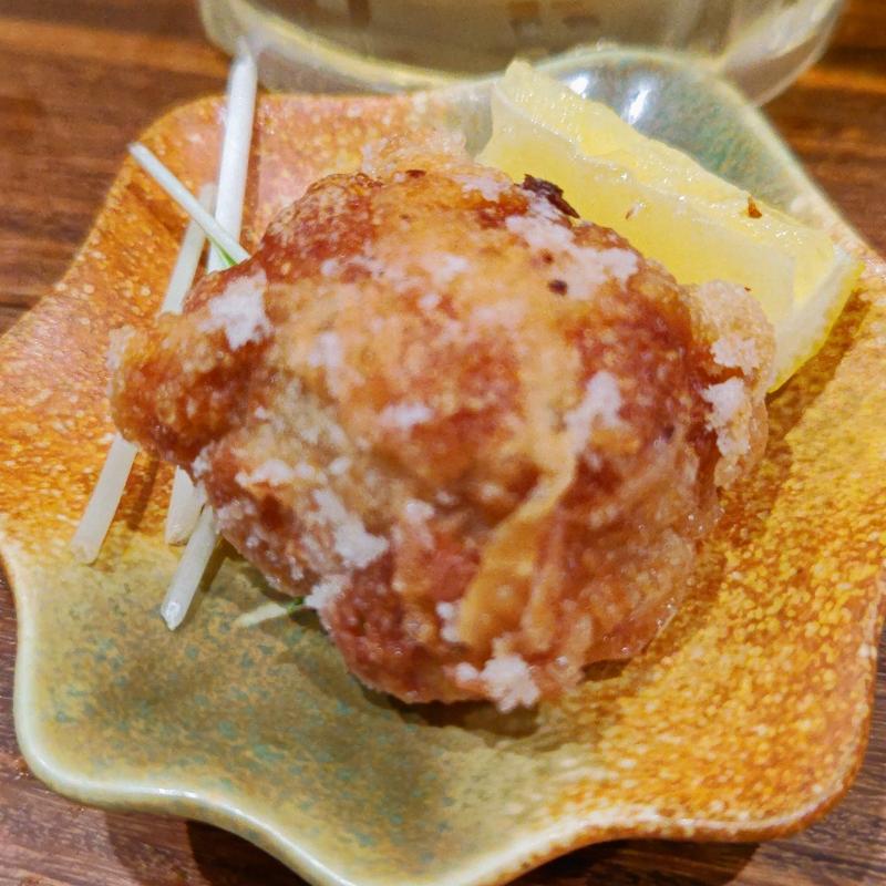 肉汁唐揚げシュウマイ(焼売スタンド きんぎょ)