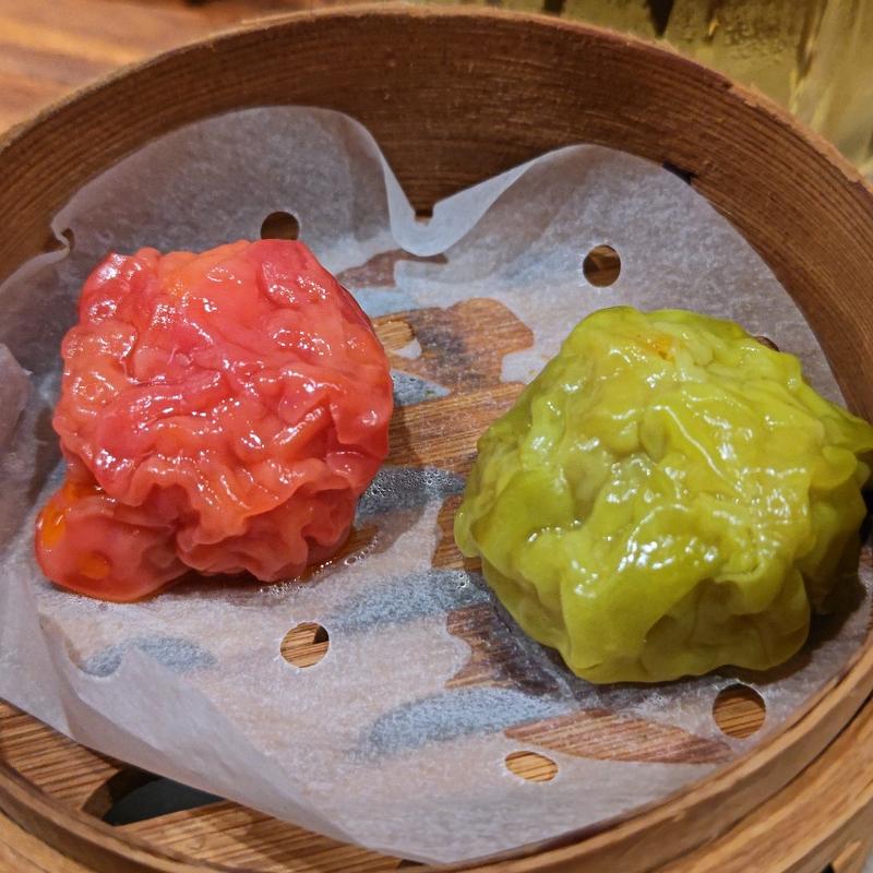 豚キムチ焼売・鴨焼売(焼売スタンド きんぎょ)