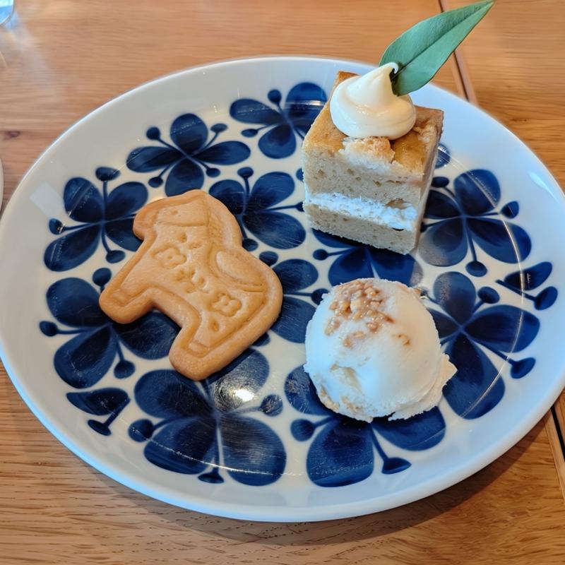 ミニデザート(ケイット・ルオカラ)