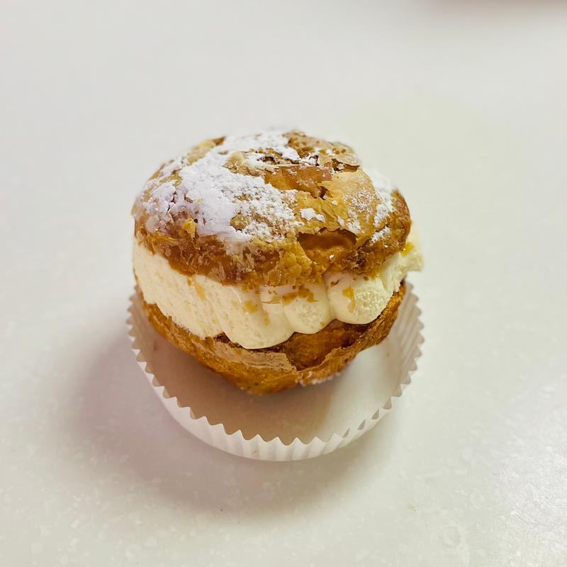 シュークリーム(ラシーヌ　ブレッド＆サラダ)