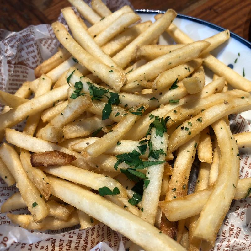 ガーリックフライドポテト(ピッツェリアエイトPizzeria 8 中目黒)