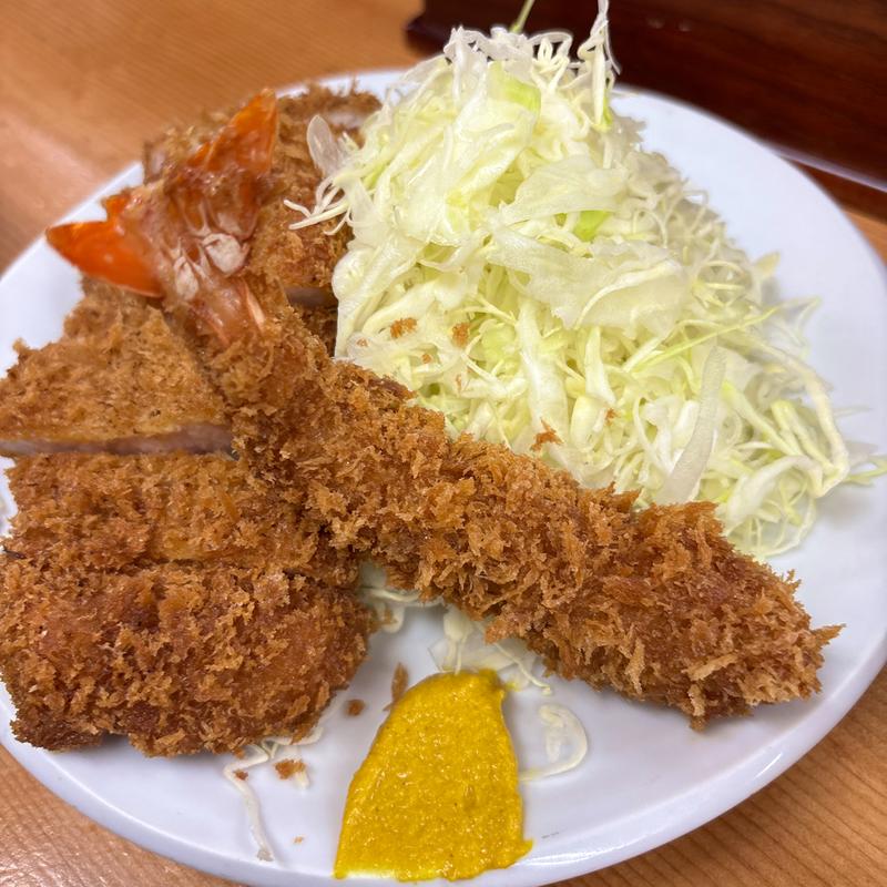 海老フライ(とんかつ 山家)