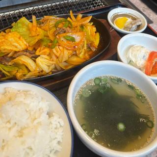 スタミナ定食(あみ焼ハウス せせらぎ)