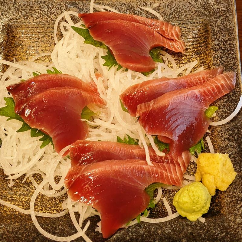 鹿児島県山川港水揚げ 鰹の刺身(山内農場 南町田グランベリーパーク口駅前店)