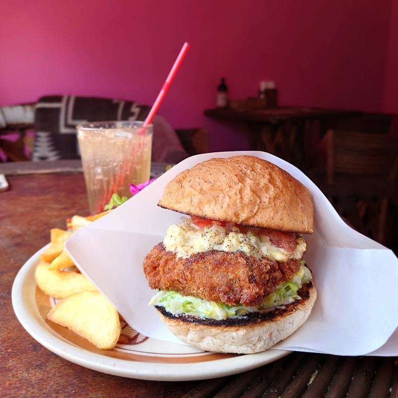 坂越のカキフライバーガー(Cafe EL DOMINGO)