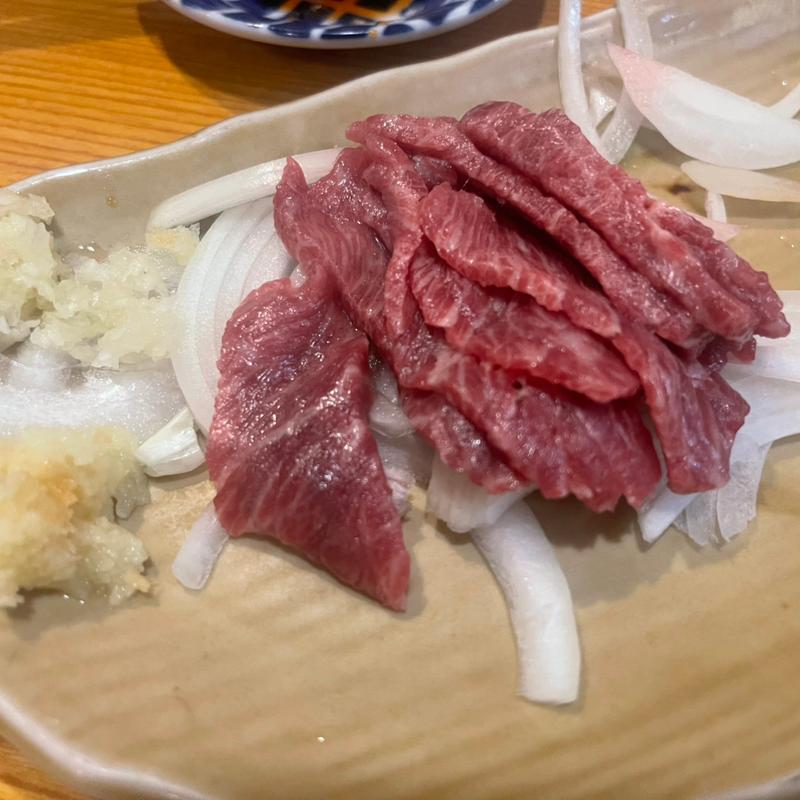 馬刺し(武州うどんあかね&みどりダイニング)