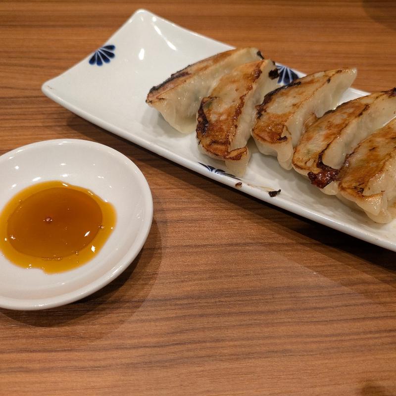 ギョウザ(ラーメンいっとうや CoCoLo新潟店)