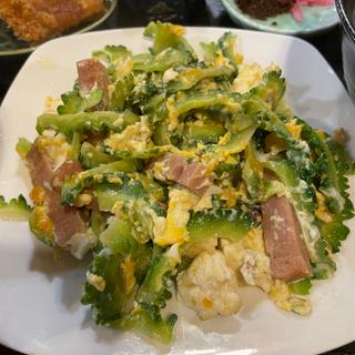 ゴーヤチャンプルーとハーフそば定食