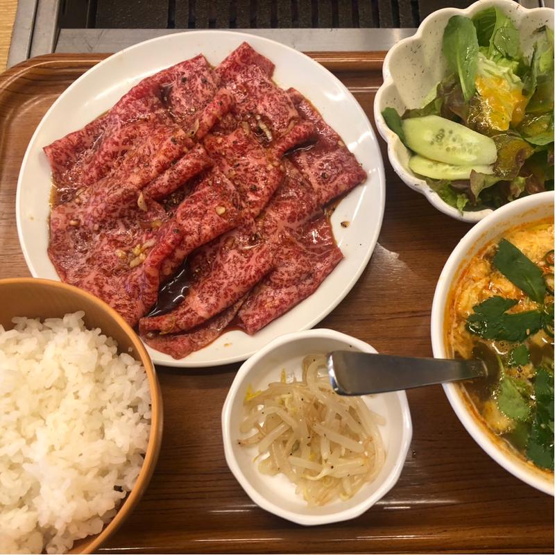 奇跡の赤身焼肉定食　カルビスープ変更(焼肉とごはんの奇跡 船橋夏見店)