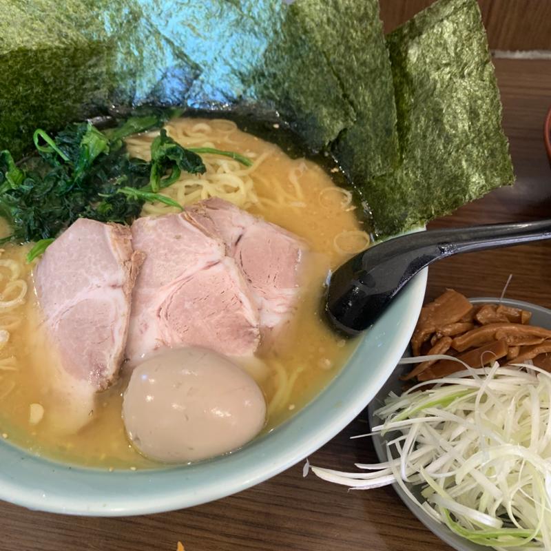 千屋デラックス(ラーメン 千家本店)