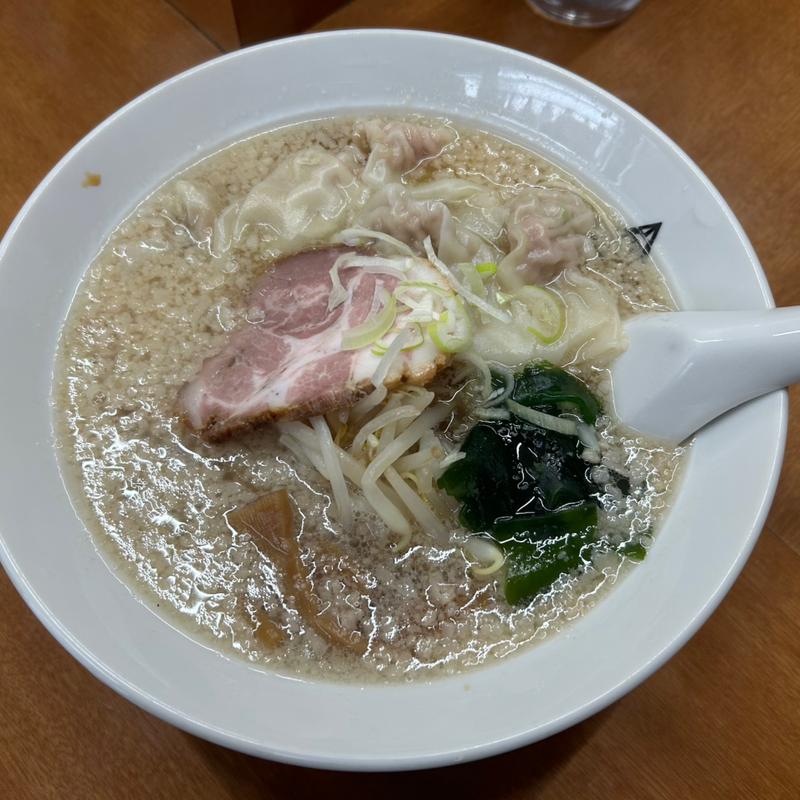 特製ワンタンメン(宝来)