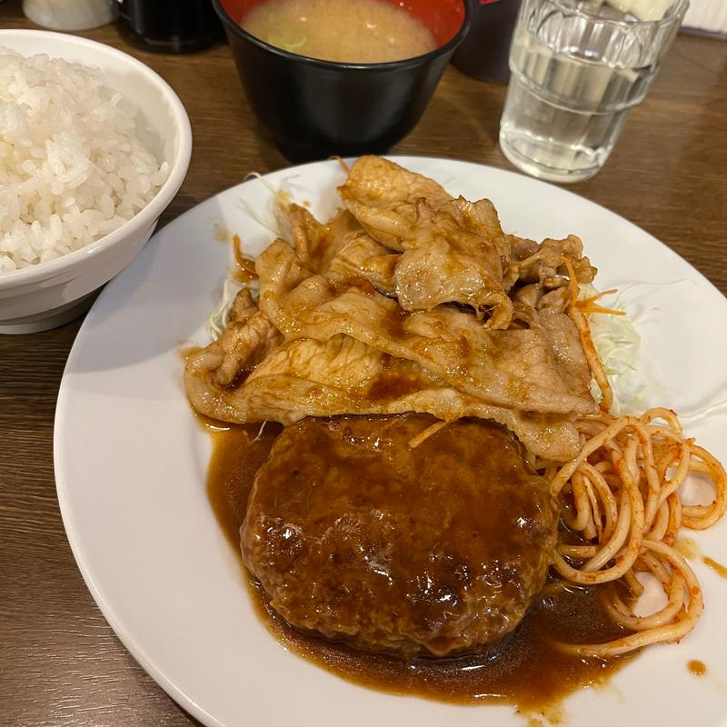 しょうが焼き+ハンバーグ定食(キッチン 大正軒(タイショウケン))