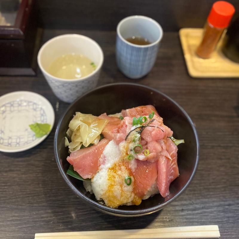 本マグロ丼(本日のサービス丼)(まぐろのなかだ屋)