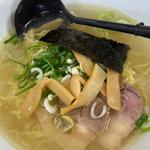 白醤油ラーメン