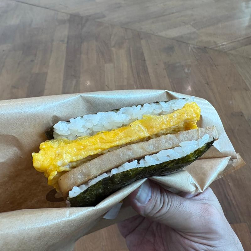 ポーたま(ポーたま 那覇空港国内線到着ロビー店)