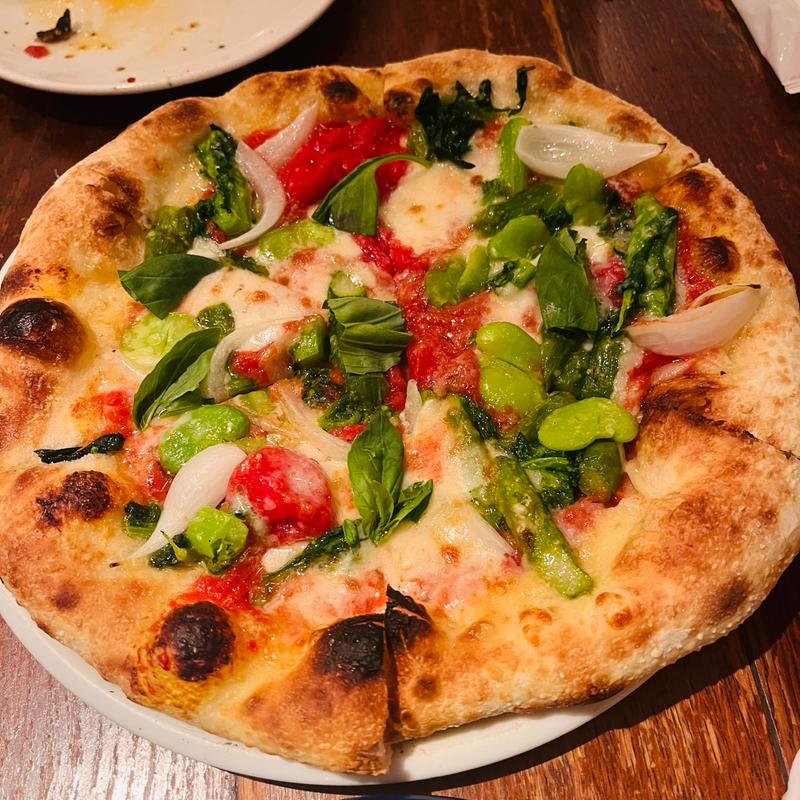 釜焼きピザ(ボッソ （PIZZERIA E BAR BOSSO）)