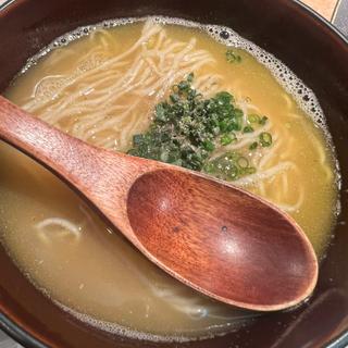 鶏白湯らーめん ハーフ(酉こう )