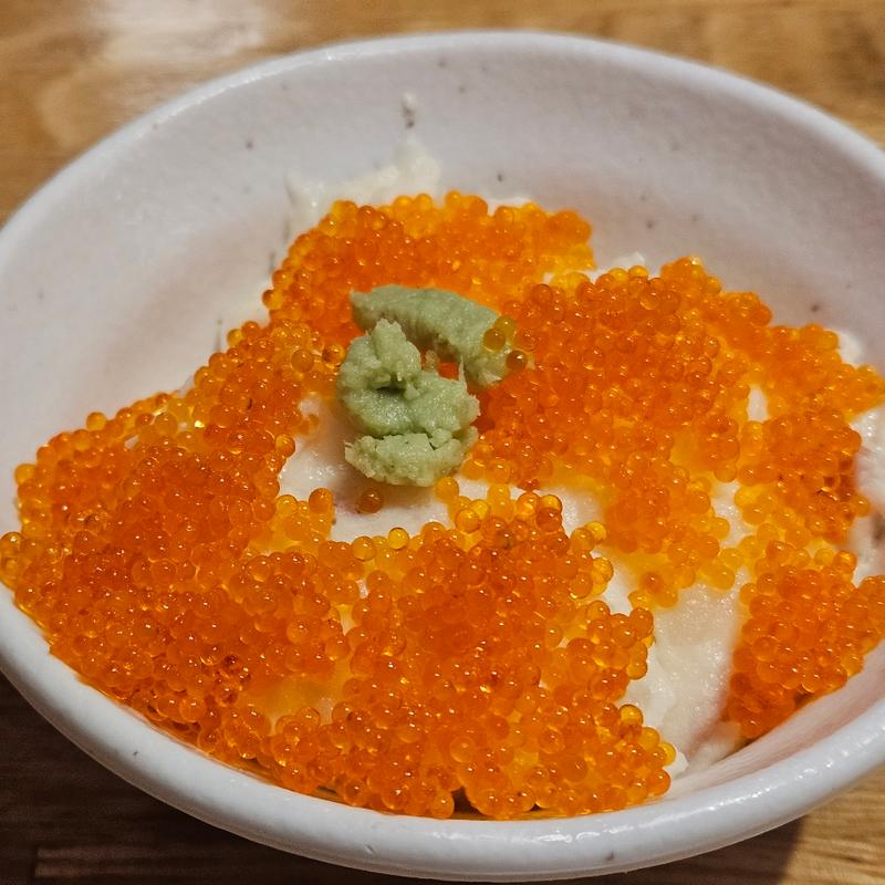 とびっこポテサラ(神田屋 新橋西口通り店+焼き魚 湊や磯吉食堂)