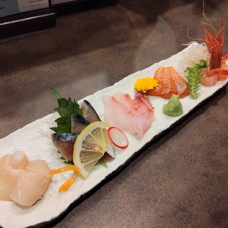 本日のお刺身盛り合わせ5点盛り(ちょびすけ)