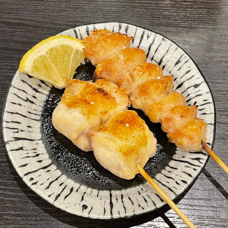 ぼんじり、抱き身(炭火焼鳥　くわどり)