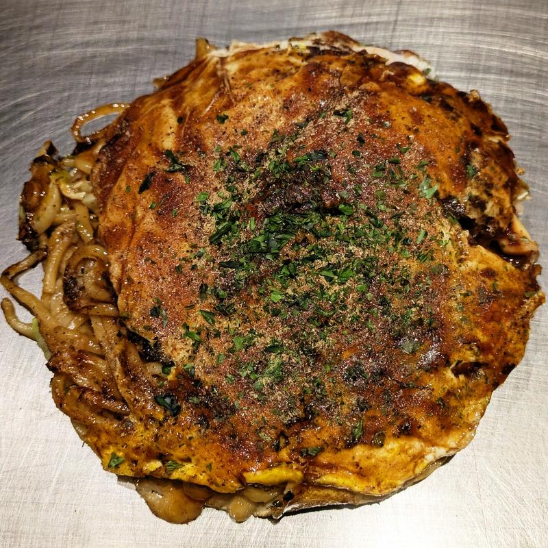 ぎゅんたモダン焼き(神戸六甲道ぎゅんた グランツリー武蔵小杉店)