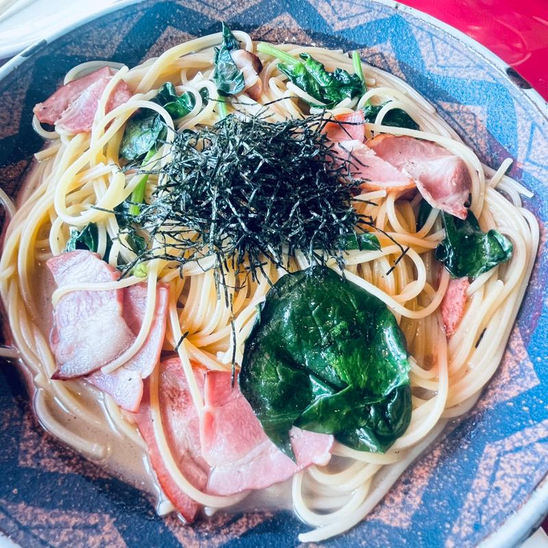 ほうれん草とベーコンの和風(ナポリロッソ・イル・ジャルディーノ)