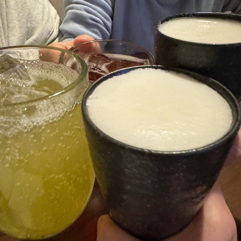 陶器で飲むパーフェクト黒ラベル(串揚オイルマルシェ)
