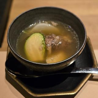 牛テールのポトフ