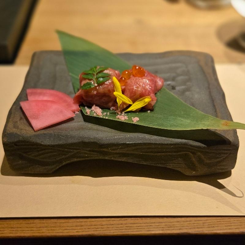 極上手毬寿司 はねした もも(和牛懐石 但馬屋 )