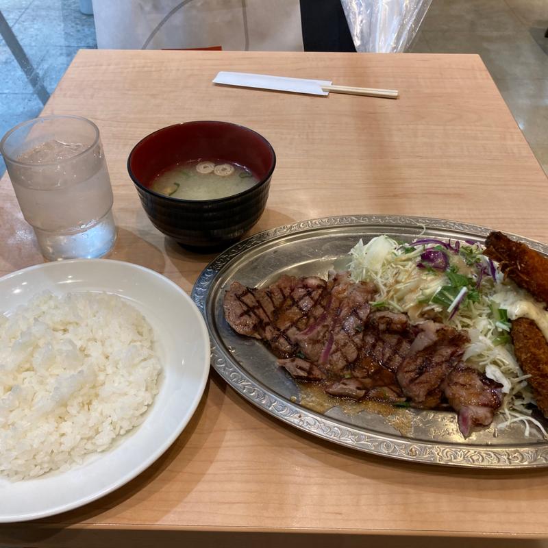 国産牛A定食+セットコーヒー(自由亭 新神戸)