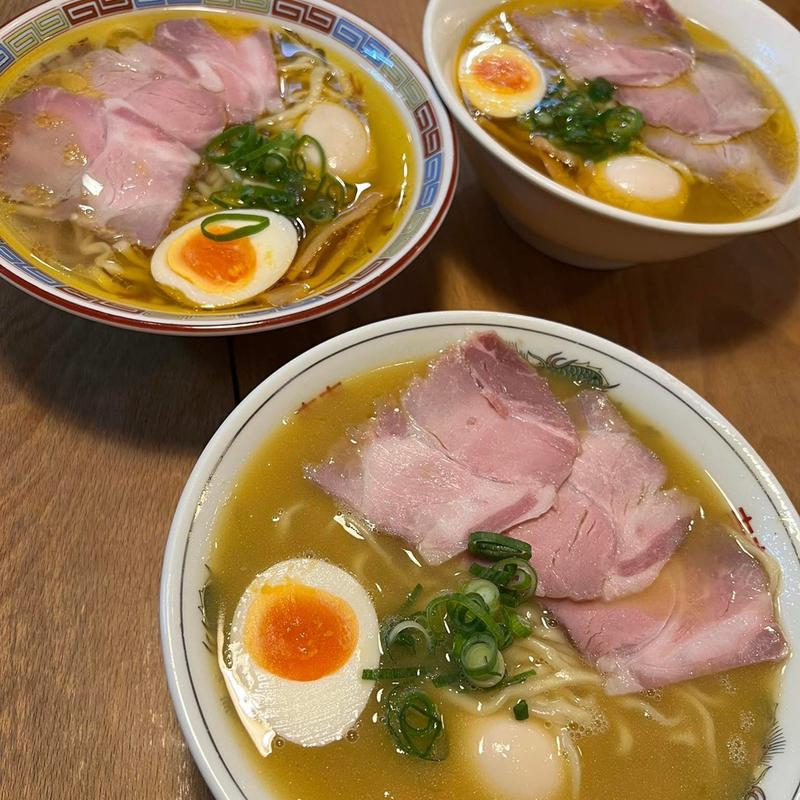 白湯ラーメン 塩ラーメン 醤油ラーメン(朝ラーメン 浜堂(はまんど) 本店)